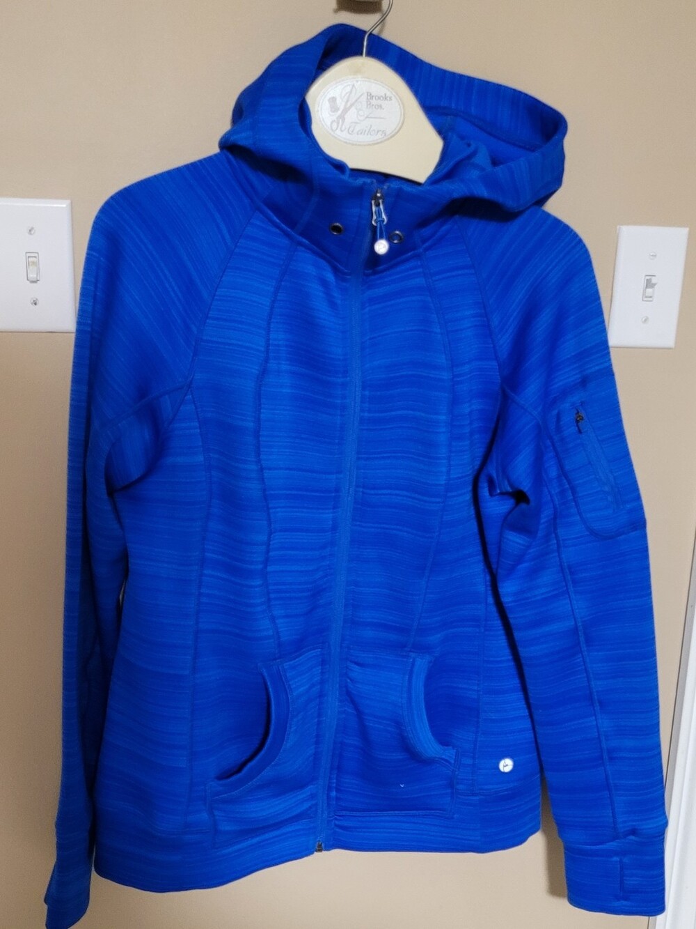 💜2 for $10💜 Bundle and save Blue Hooded Zip Jacket